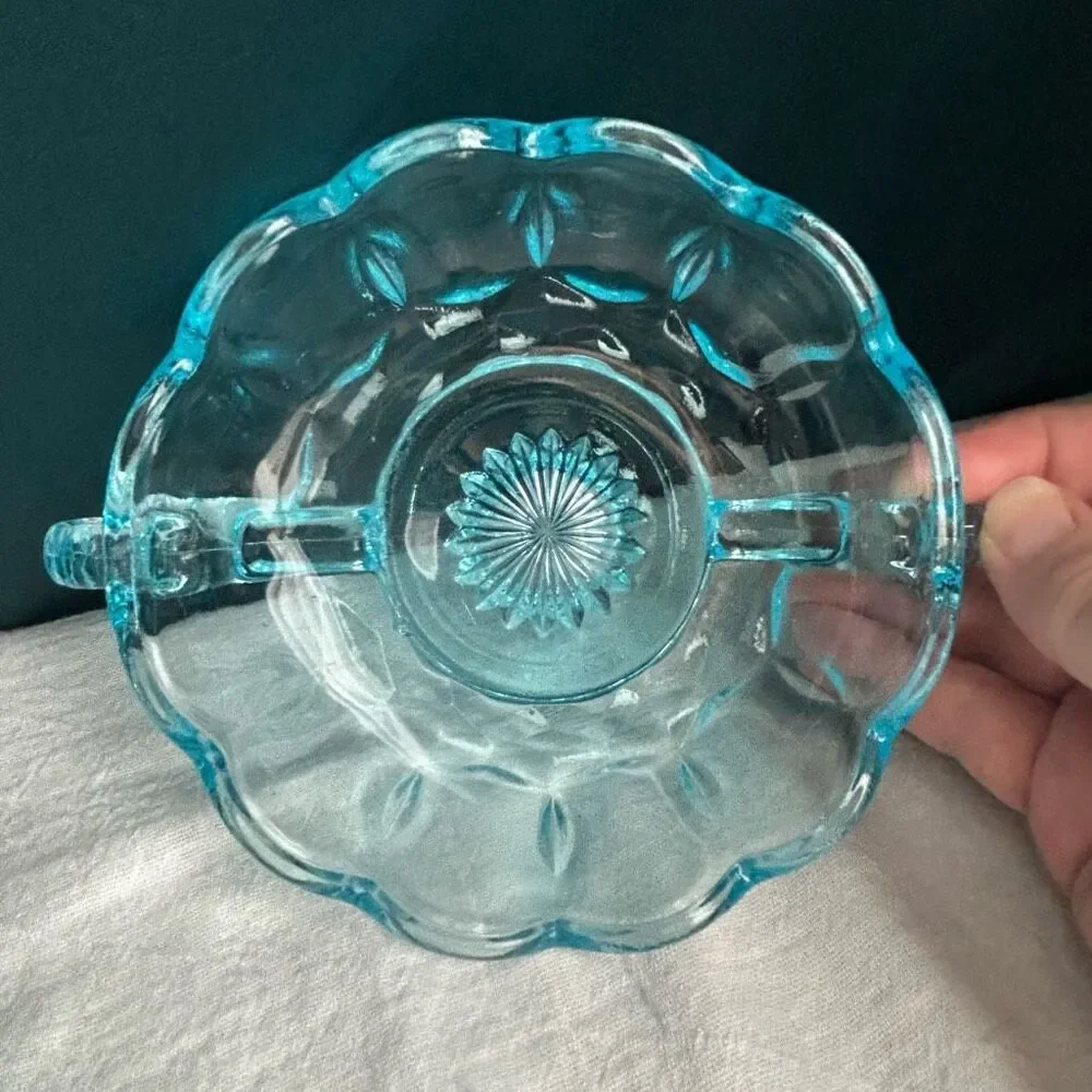 Anchor Hocking Fairfield Aqua Blue Nappy Bowl Candy Condiment Nut